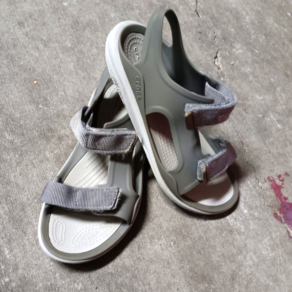 Crocs Lite Ride 360 Gray Sport Sandals  Juniors 4 / Women’s 6